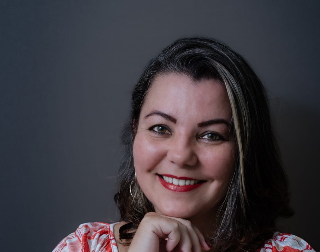 ADV FERNANDA ROMÃO